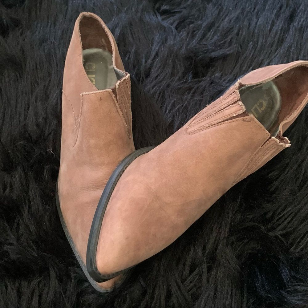 Clicks Brown Suede 80’s Vintage Slip On Pointed Toe Booties Size 7.5M